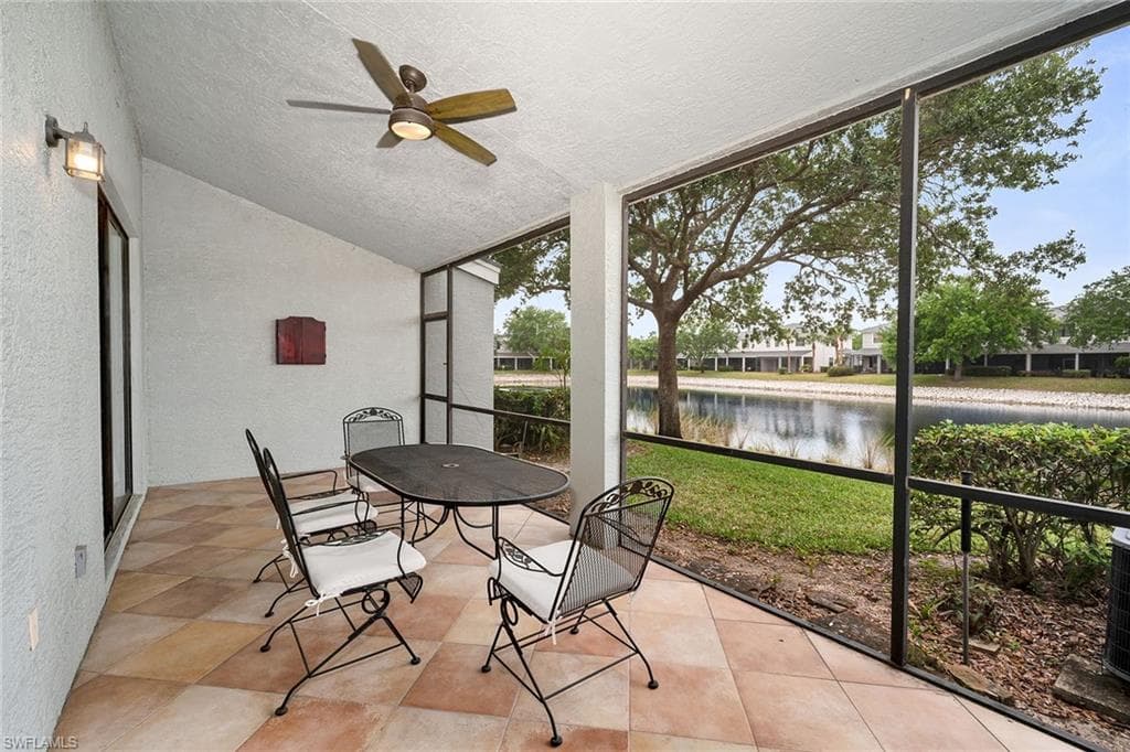 14821 Pinnacle Pl 360, Naples, FL 34119-15