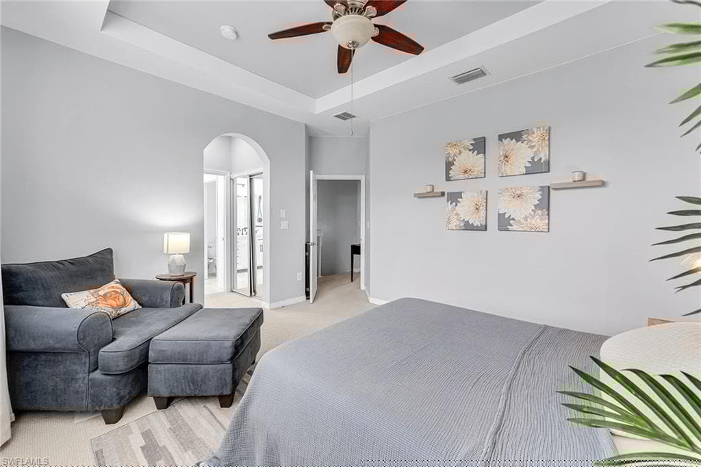 14821 Pinnacle Pl 360, Naples, FL 34119-20