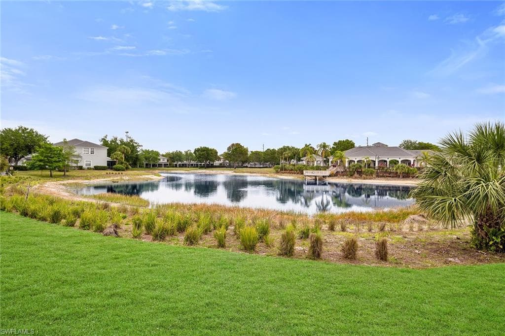14821 Pinnacle Pl 360, Naples, FL 34119-33