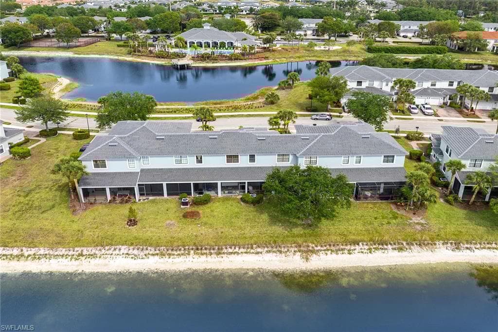 14821 Pinnacle Pl 360, Naples, FL 34119-36