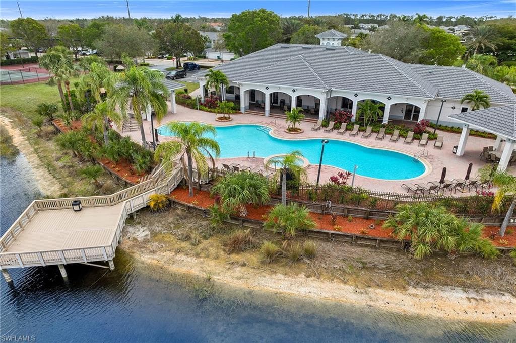 14821 Pinnacle Pl 360, Naples, FL 34119-41