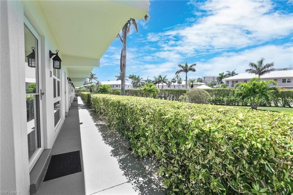 240 Collier Blvd F1, Marco Island, FL 34145-10