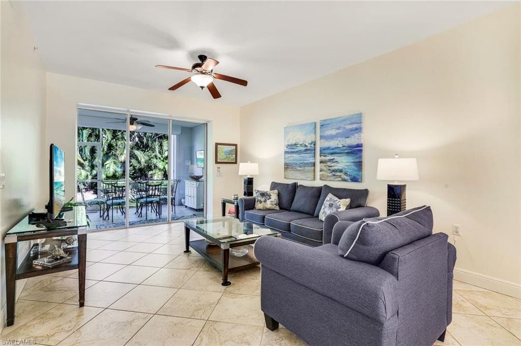 2350 Hidden Lake Ct 8511, Naples, FL 34112-11