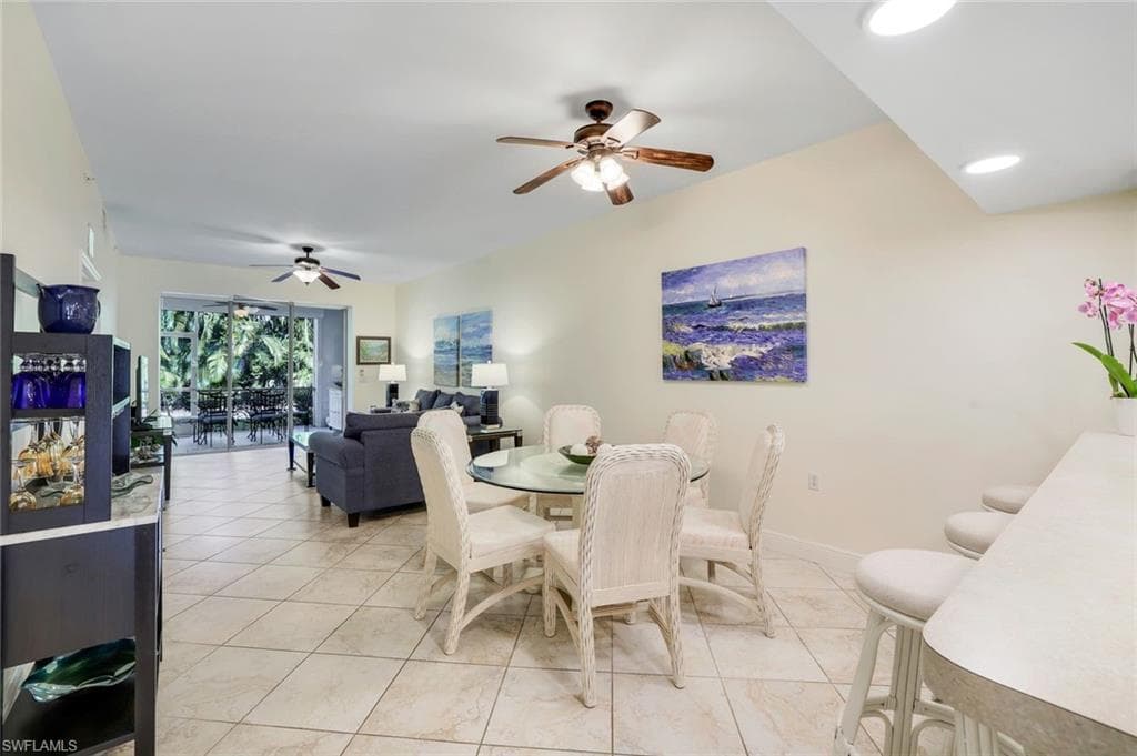 2350 Hidden Lake Ct 8511, Naples, FL 34112-13