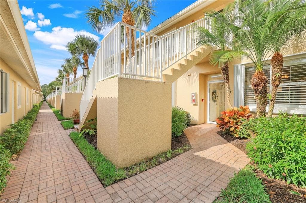 2350 Hidden Lake Ct 8511, Naples, FL 34112-2
