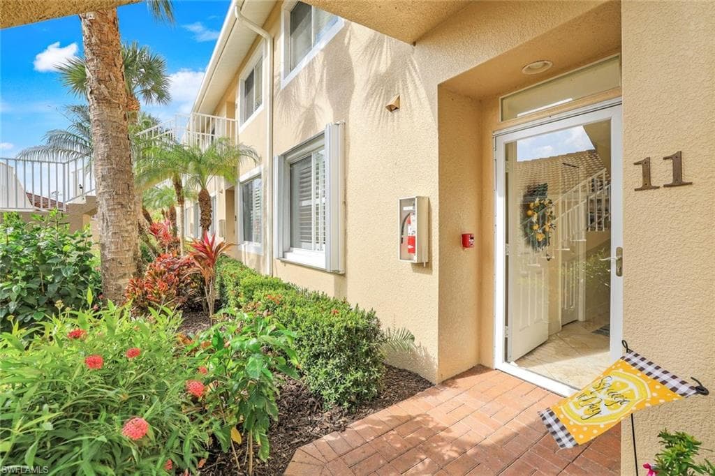 2350 Hidden Lake Ct 8511, Naples, FL 34112-3