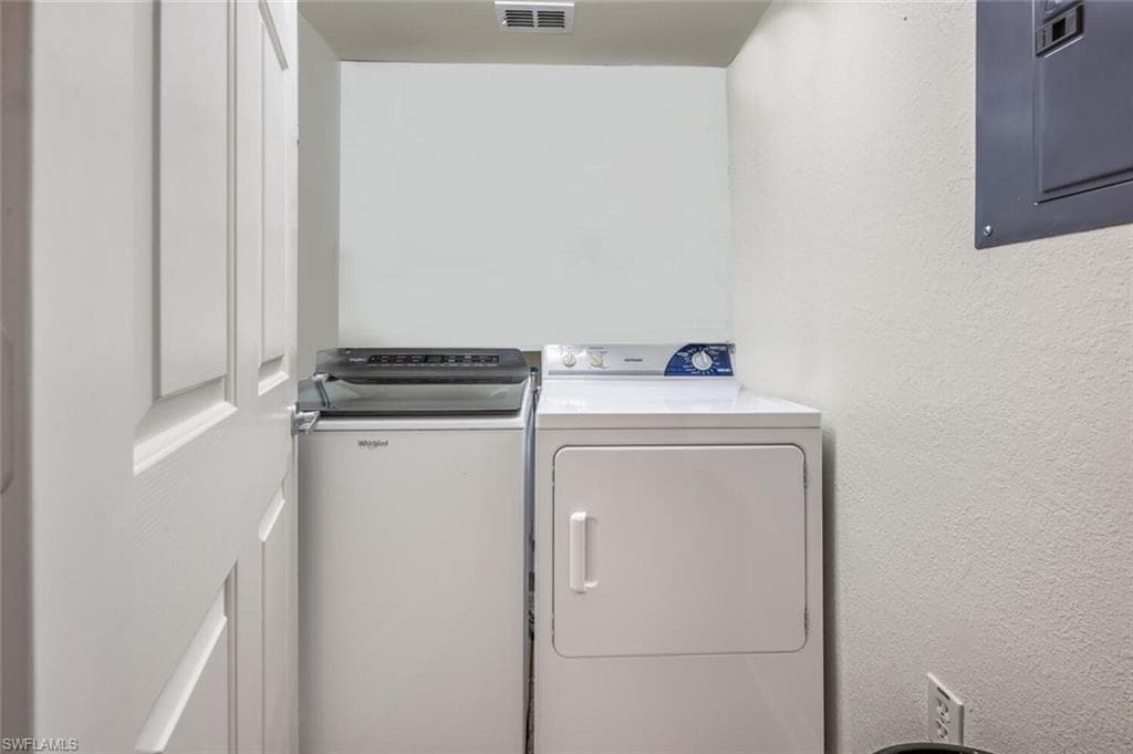 8287 Key Royal Ln 1531, Naples, FL 34119-21