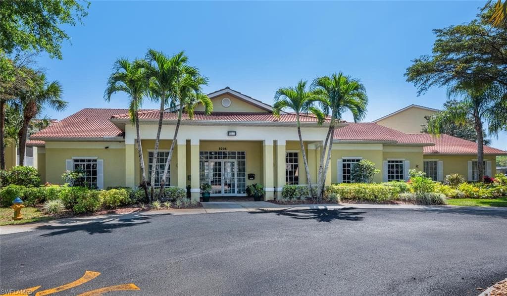 8287 Key Royal Ln 1531, Naples, FL 34119-23