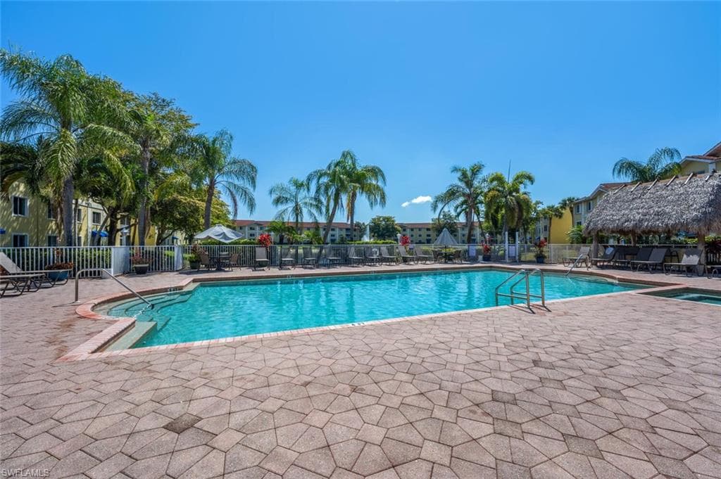 8287 Key Royal Ln 1531, Naples, FL 34119-24