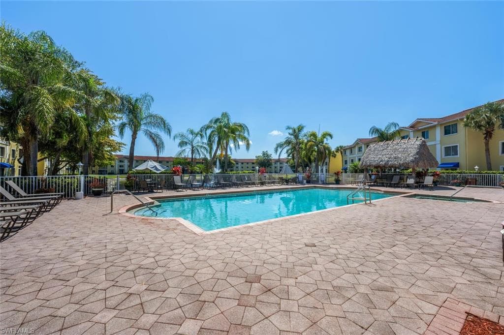 8287 Key Royal Ln 1531, Naples, FL 34119-26