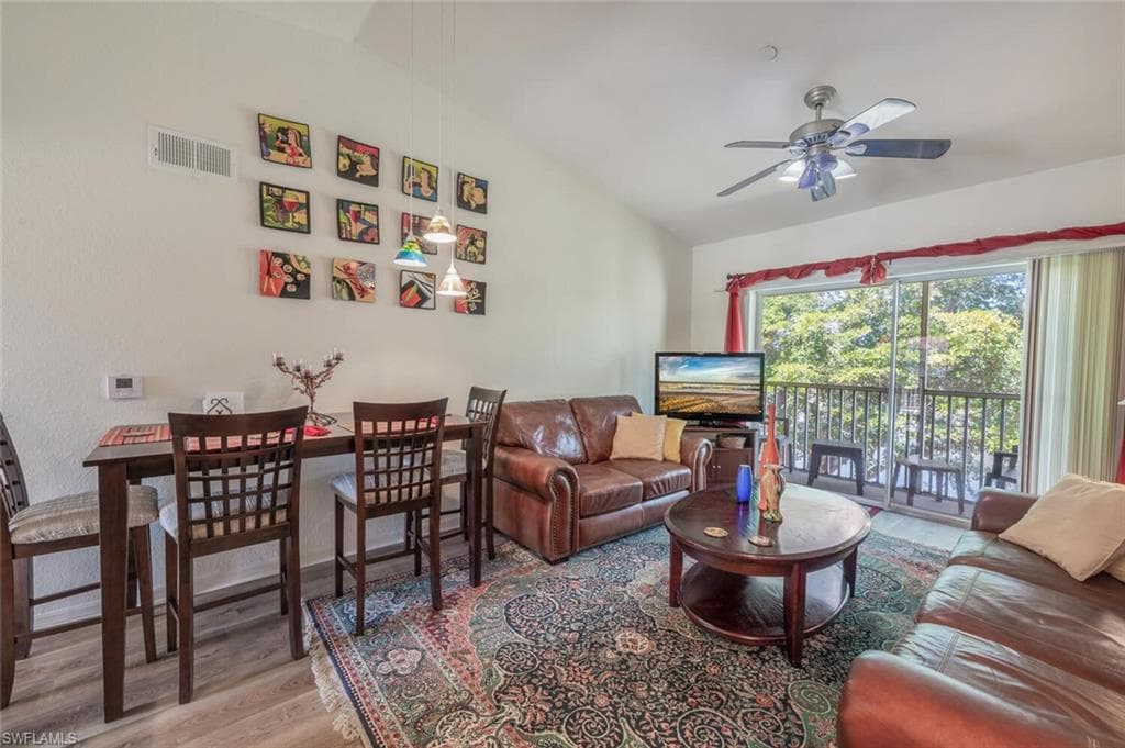 8287 Key Royal Ln 1531, Naples, FL 34119-3