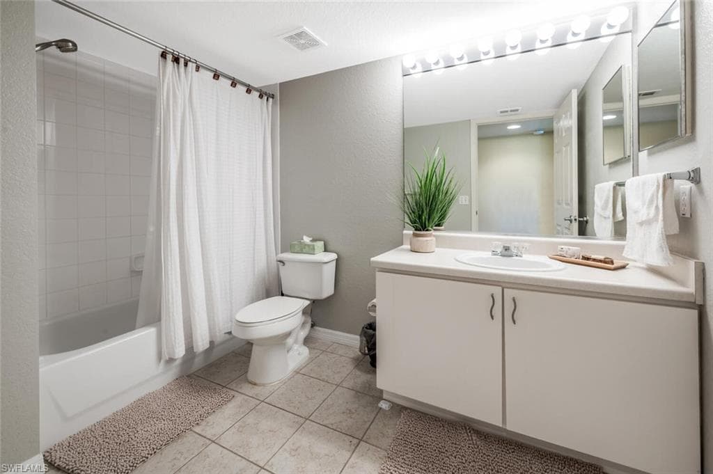 8287 Key Royal Ln 1531, Naples, FL 34119-7