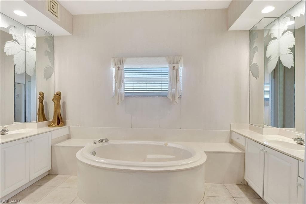 1020 Collier Blvd Ph-a, Marco Island, FL 34145-26