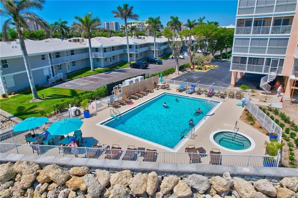 1020 Collier Blvd Ph-a, Marco Island, FL 34145-48