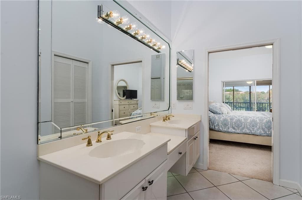 6660 Beach Resort Dr 16, Naples, FL 34114-24