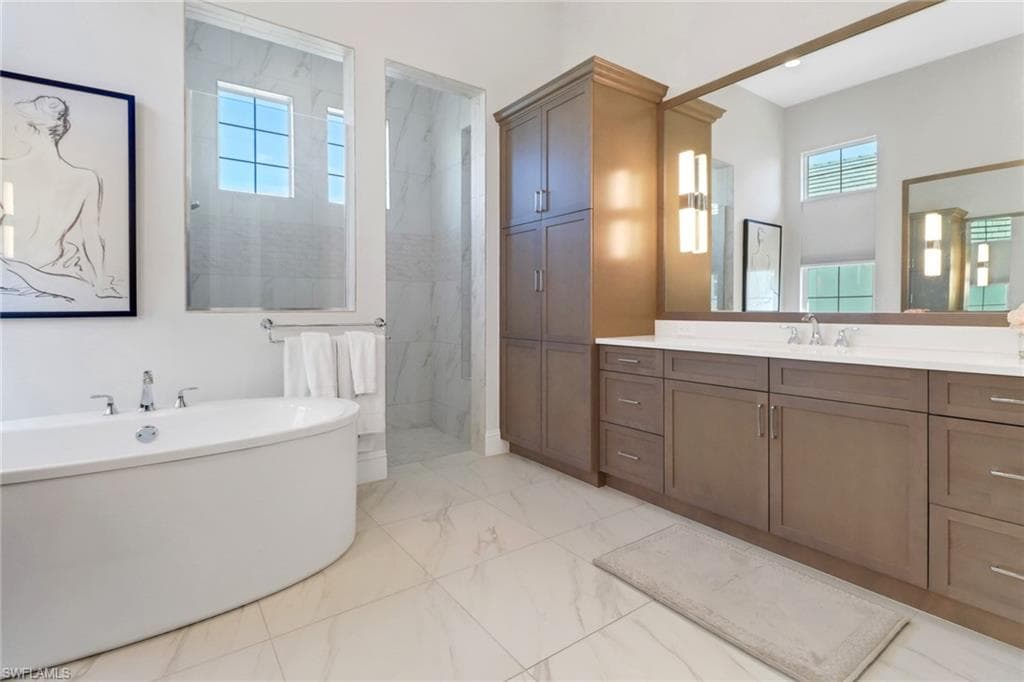 6270 Union Island Way, Naples, FL 34113-19