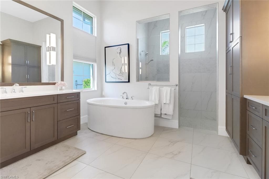 6270 Union Island Way, Naples, FL 34113-20