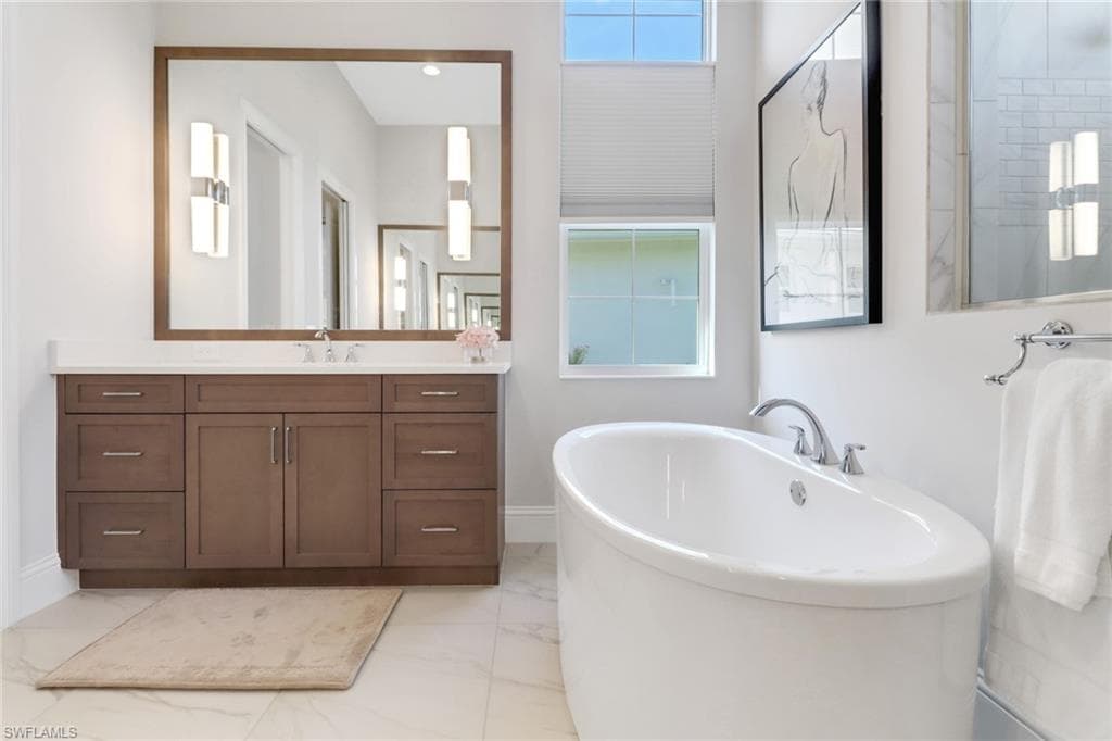 6270 Union Island Way, Naples, FL 34113-21