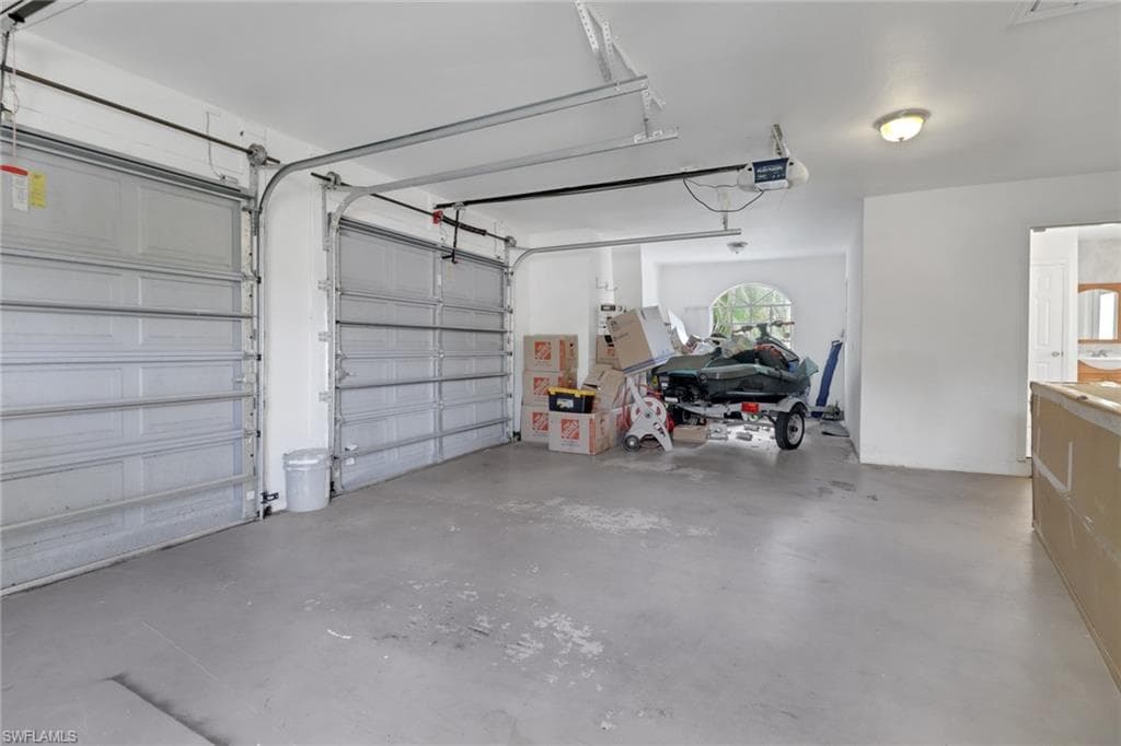 7904 Eagles Flight Ln, Fort Myers, FL 33912-37