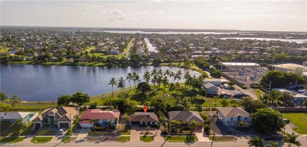 387 Heathwood Dr, Marco Island, FL 34145-22