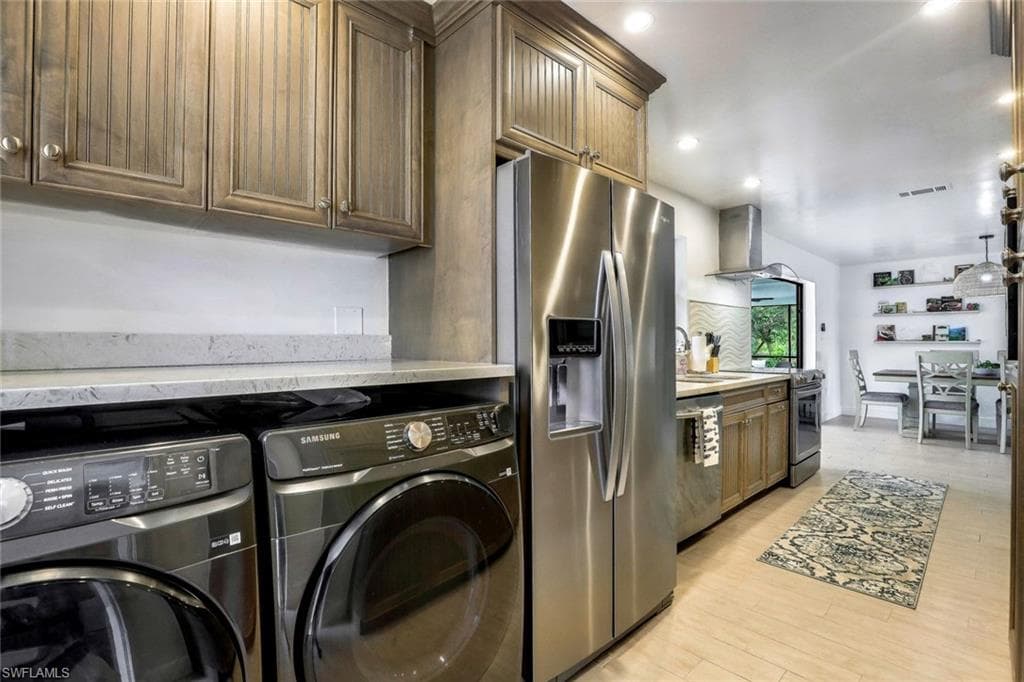 387 Heathwood Dr, Marco Island, FL 34145-4