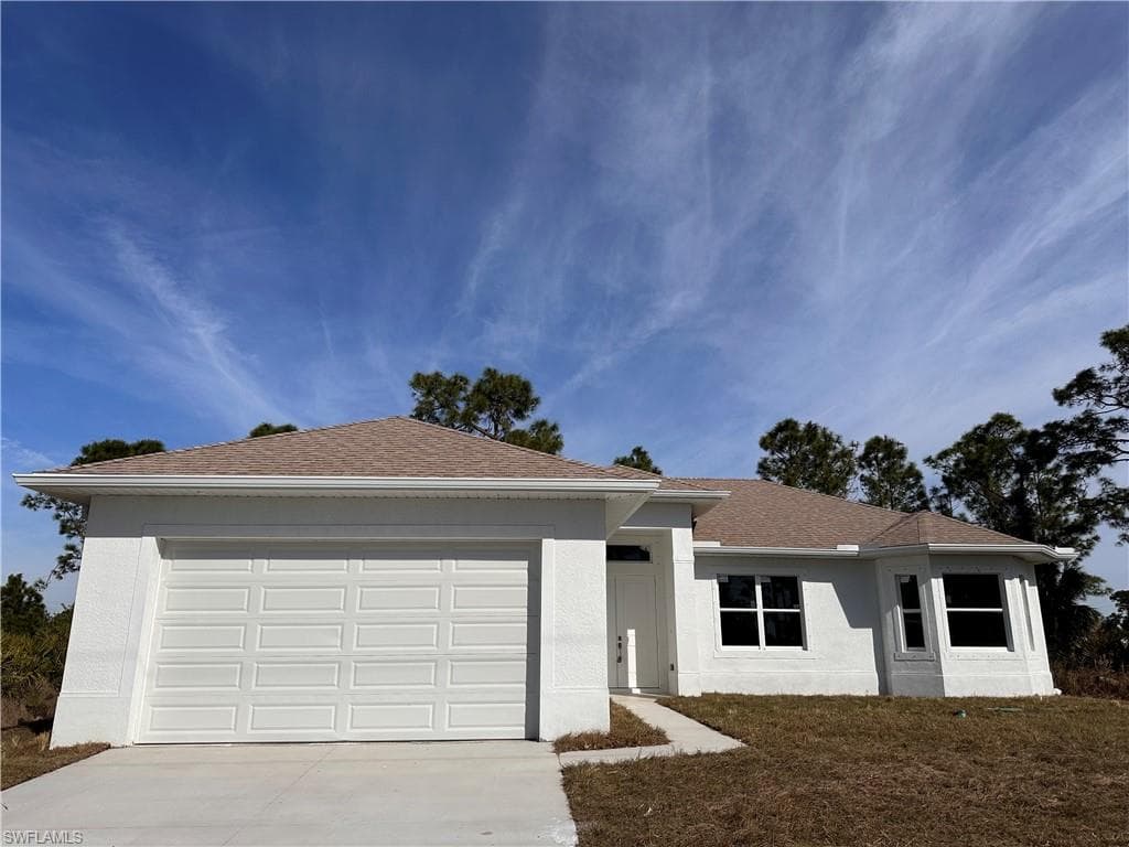 109 Paxton St, Lehigh Acres, FL 33974-3