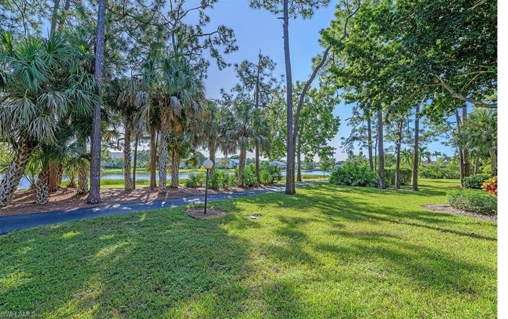 1810 Kings Lake Blvd 103, Naples, FL 34112-15