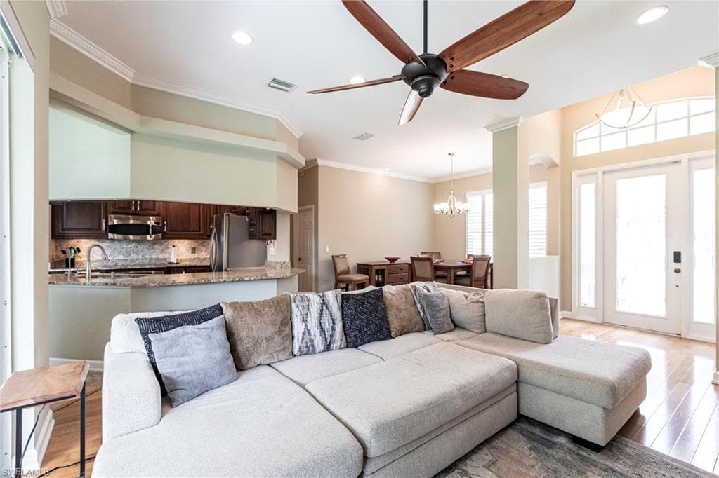 873 Grand Rapids Blvd, Naples, FL 34120-9