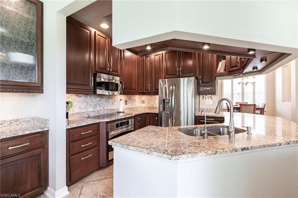 873 Grand Rapids Blvd, Naples, FL 34120-11