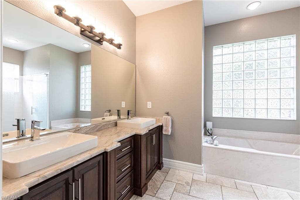 873 Grand Rapids Blvd, Naples, FL 34120-20