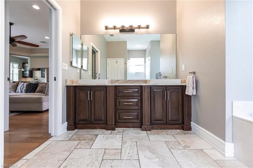 873 Grand Rapids Blvd, Naples, FL 34120-21