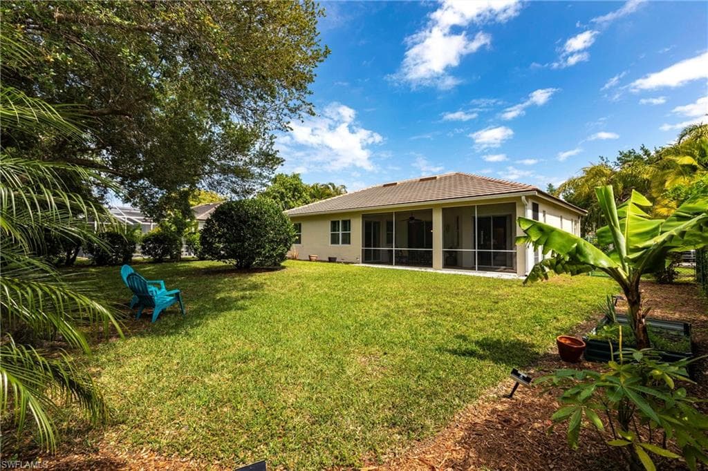 873 Grand Rapids Blvd, Naples, FL 34120-35