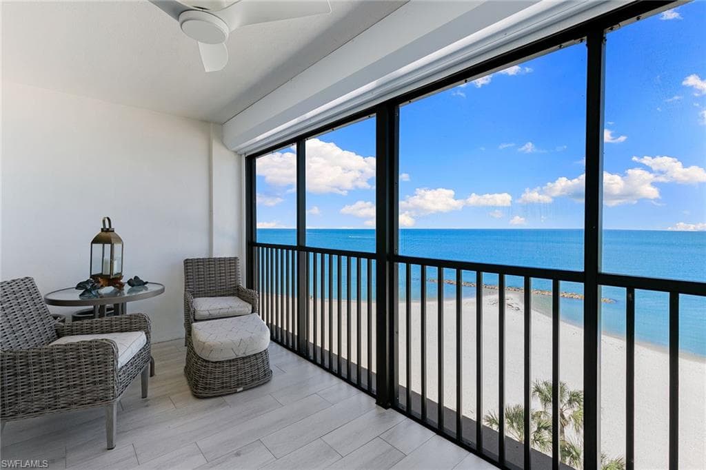 2171 Gulf Shore Blvd N 704, Naples, FL 34102-9