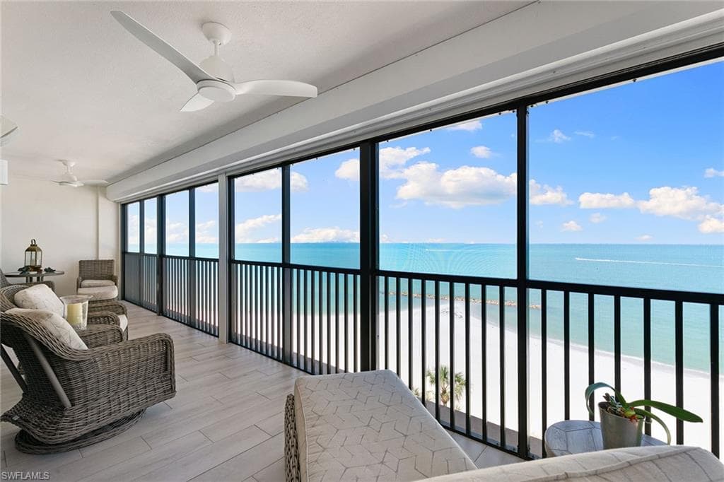 2171 Gulf Shore Blvd N 704, Naples, FL 34102-6