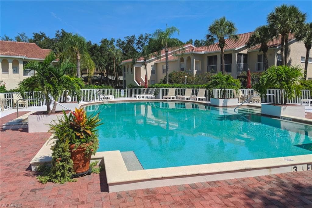 103 Tuscana Ct 1103, Naples, FL 34119-18