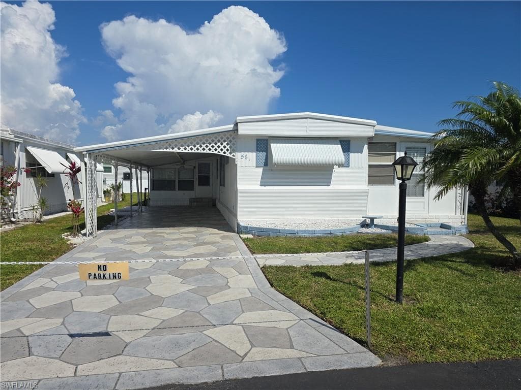 56 Enchanting Blvd, Naples, FL 34112-1
