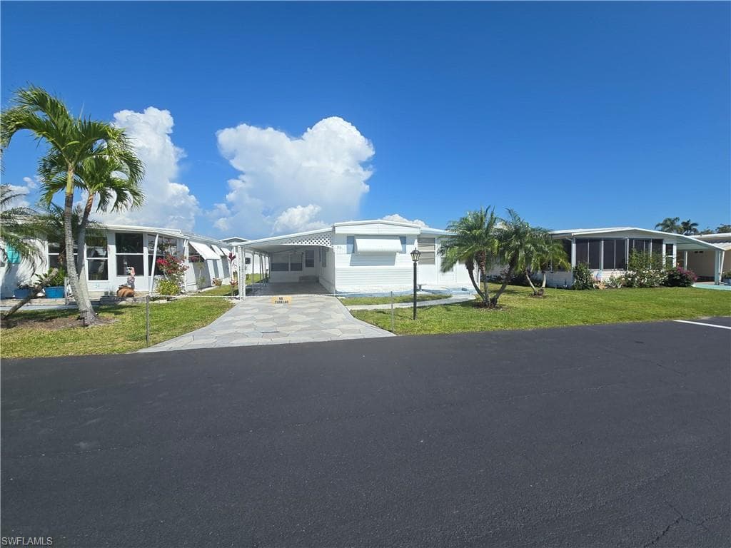 56 Enchanting Blvd, Naples, FL 34112-28