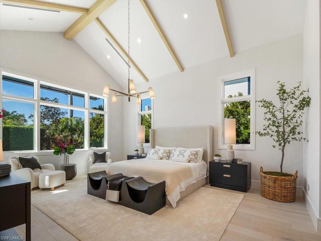 612 Binnacle Dr, Naples, FL 34103-30