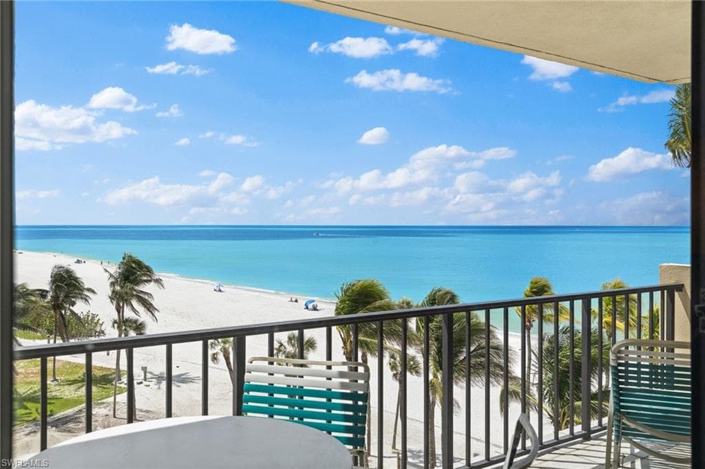 4001 Gulf Shore Blvd N 507, Naples, FL 34103-32