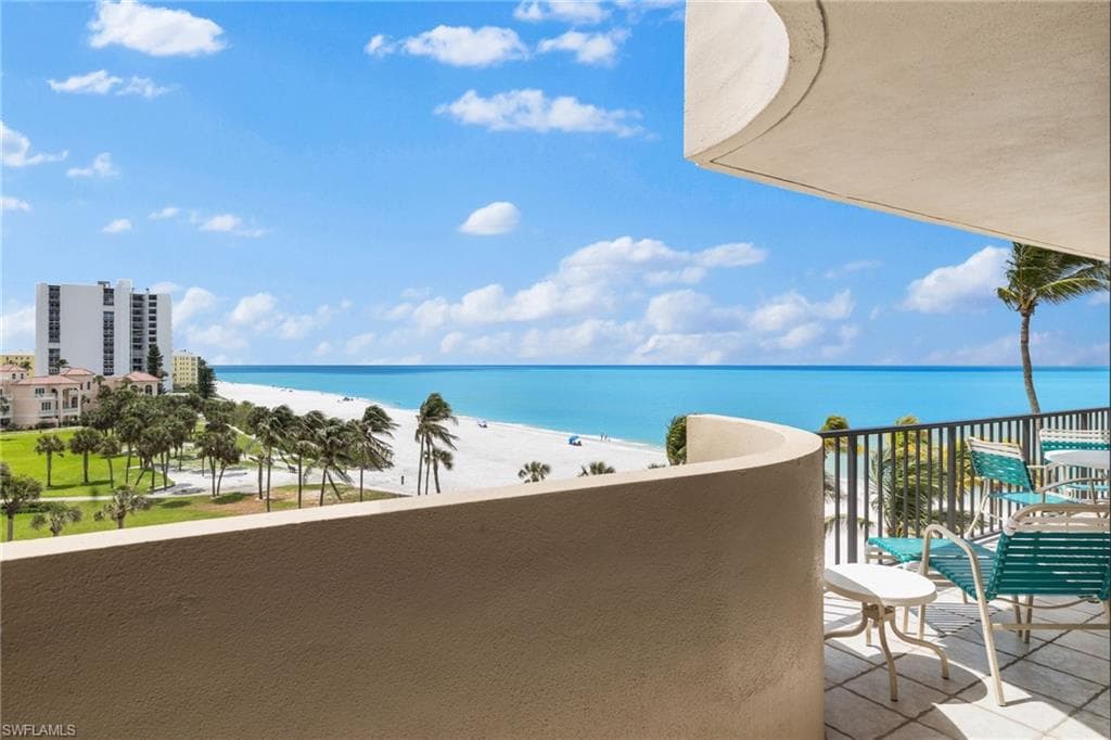 4001 Gulf Shore Blvd N 507, Naples, FL 34103-38