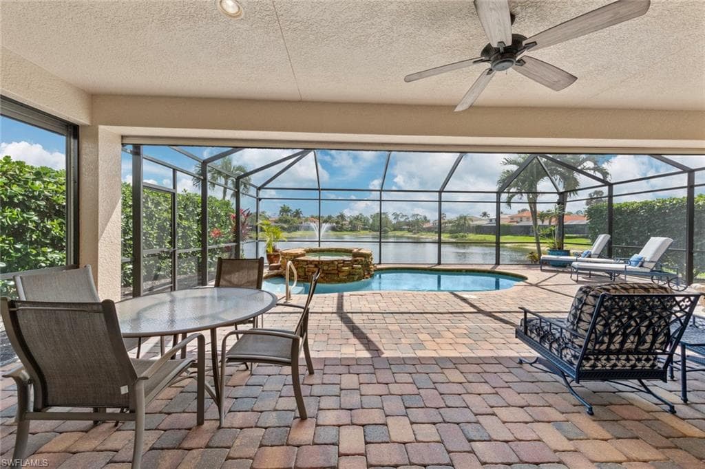 12718 Aviano Dr, Naples, FL 34105-3