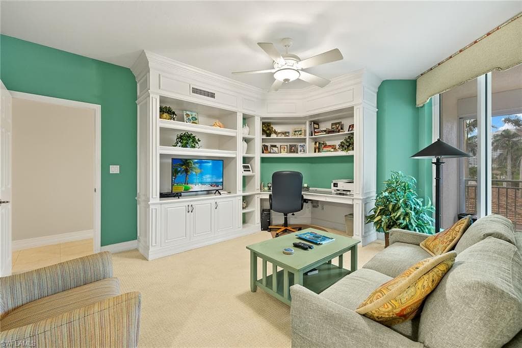 425 Dockside Dr 301, Naples, FL 34110-32