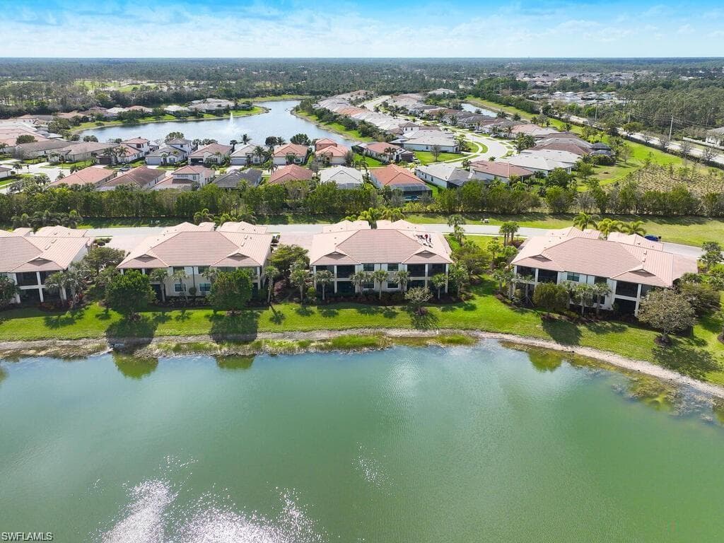 2149 Frangipani Cir 6 -101, Naples, FL 34120-5