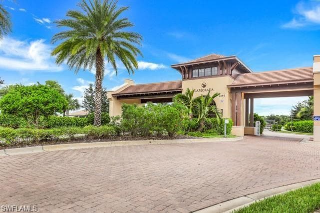 2149 Frangipani Cir 6 -101, Naples, FL 34120-7