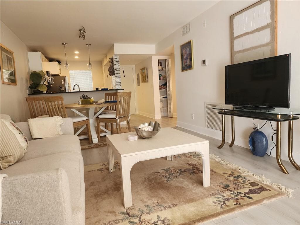 1901 Courtyard Way C105, Naples, FL 34112-8