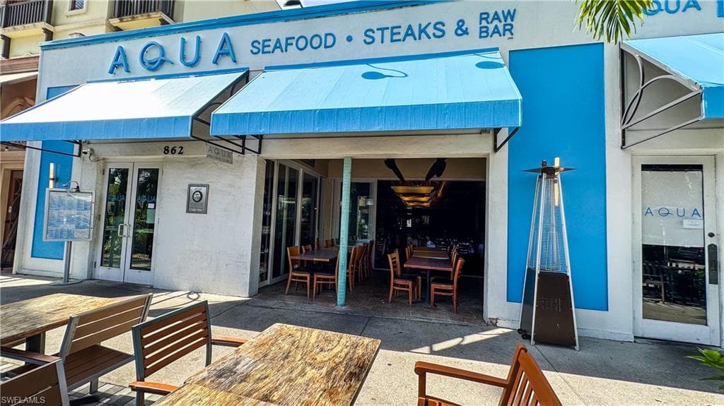 852 5th Ave S, Naples, FL 34102-27