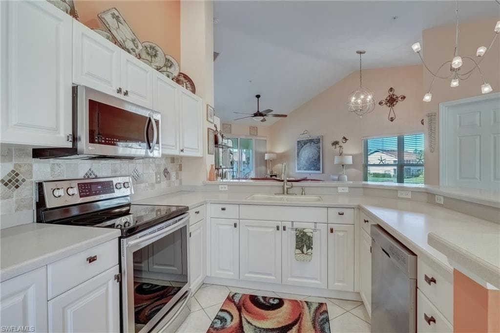 5420 Worthington Ln 204, Naples, FL 34110-10