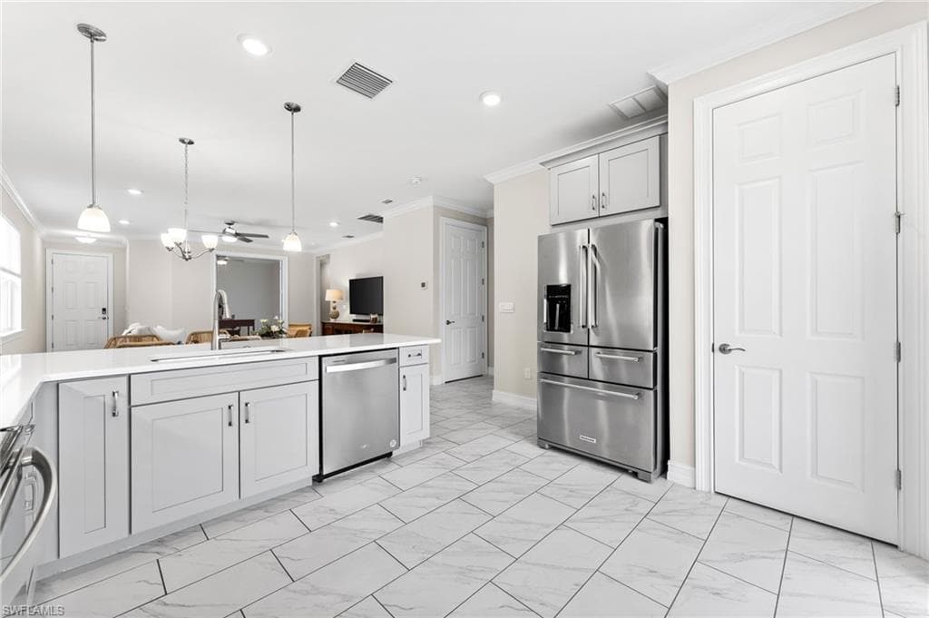 28295 Captiva Shell Loop, Bonita Springs, FL 34135-9
