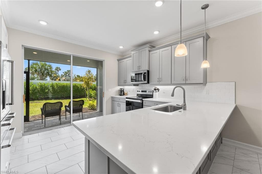 28295 Captiva Shell Loop, Bonita Springs, FL 34135-11