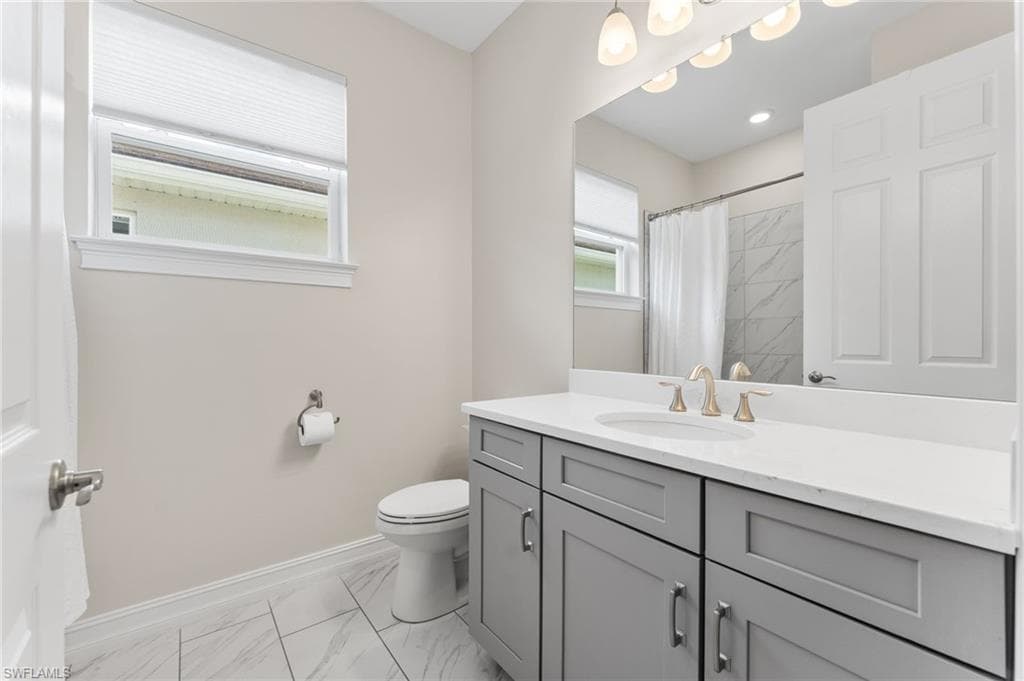 28295 Captiva Shell Loop, Bonita Springs, FL 34135-18